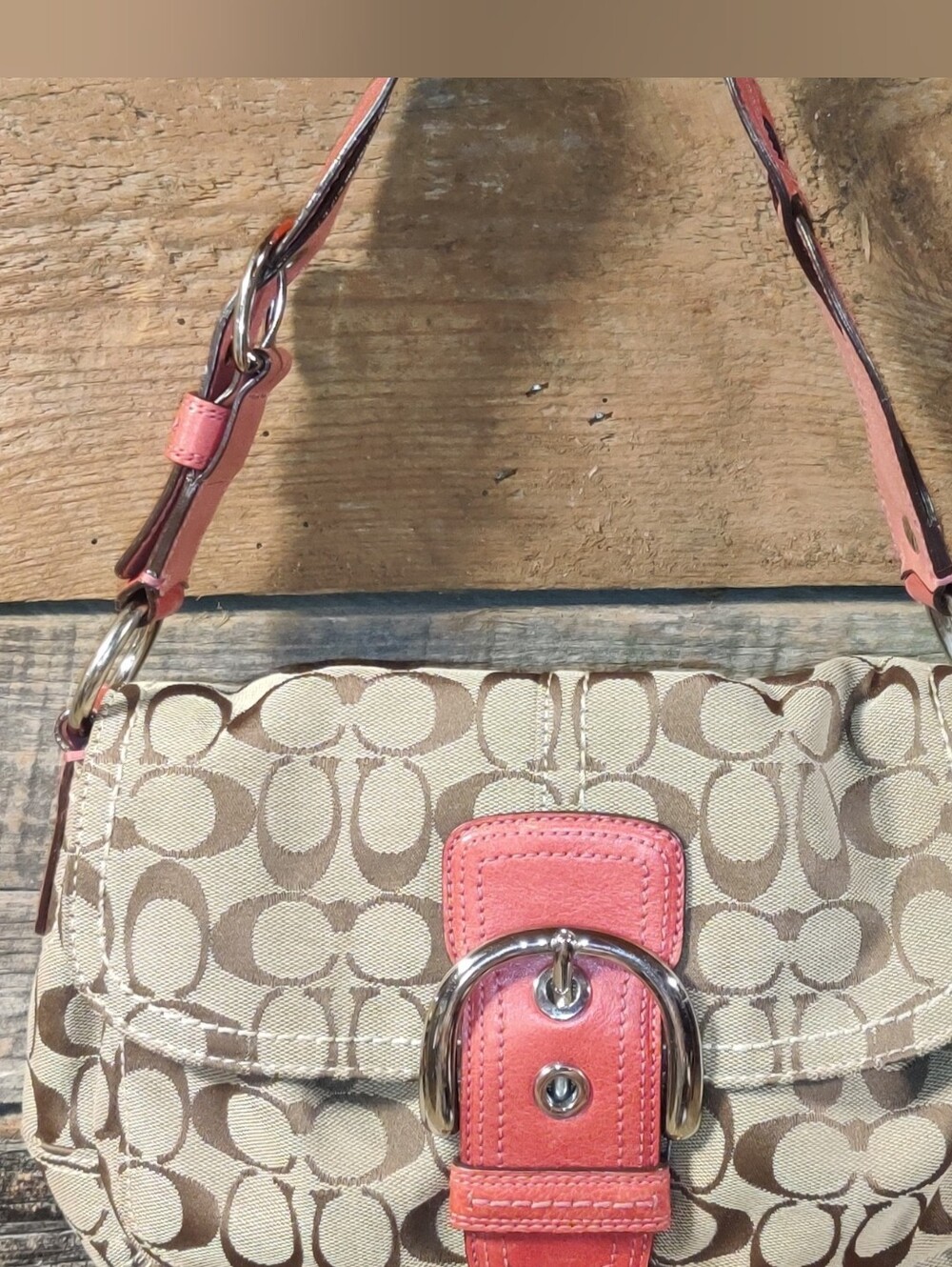 💖 VINTAGE Y2K COACH Soho Signature C Flap Shoulder Bag Coral Pink Buckle 11860